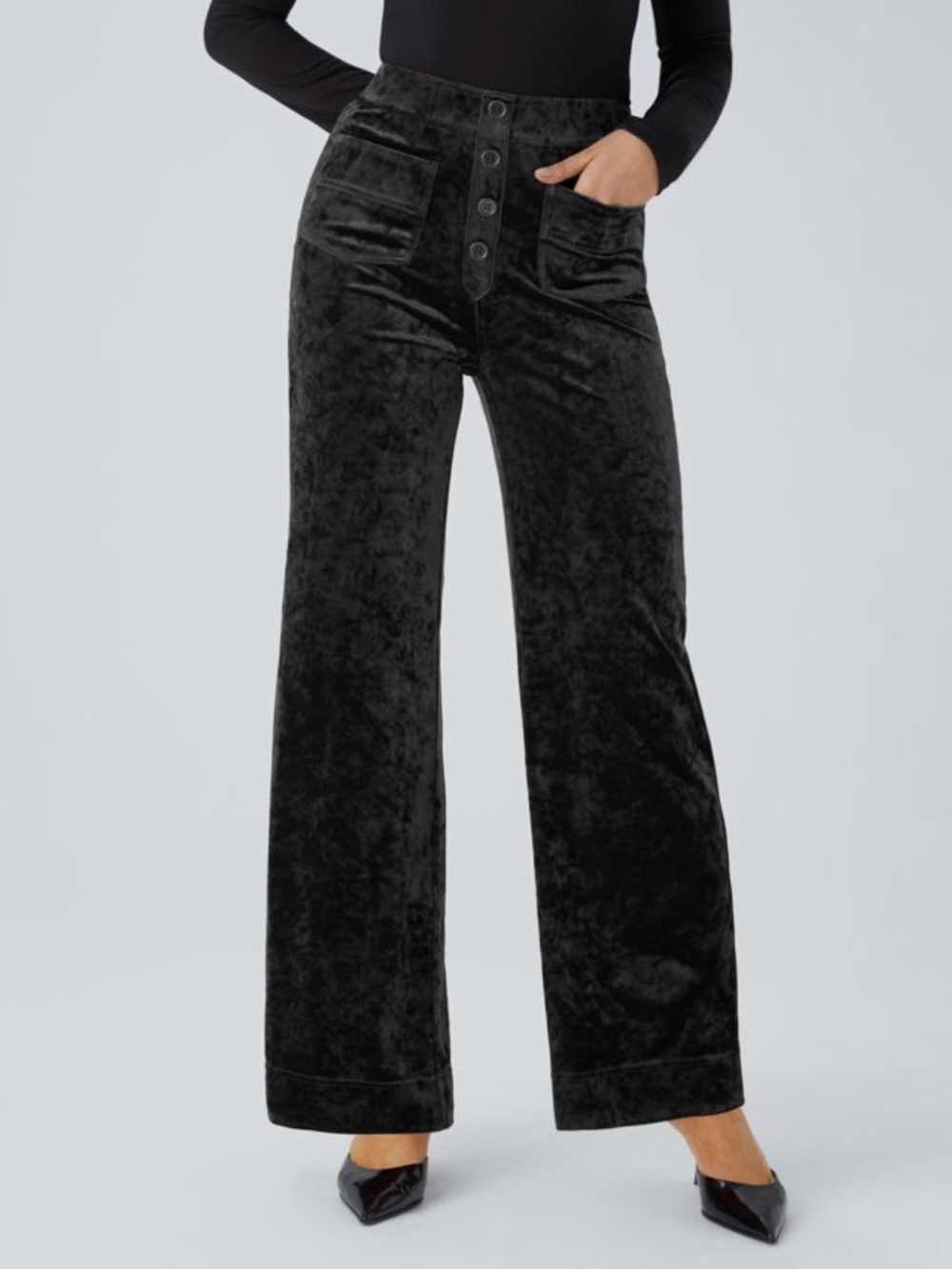 Halara High Waisted Pockets Straight Leg
Velvet Casual Pants